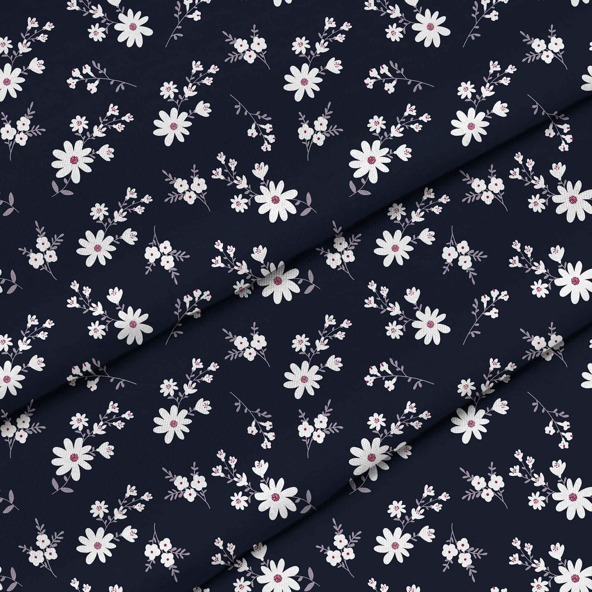 Kleine Blumen auf Dunkel-Panama