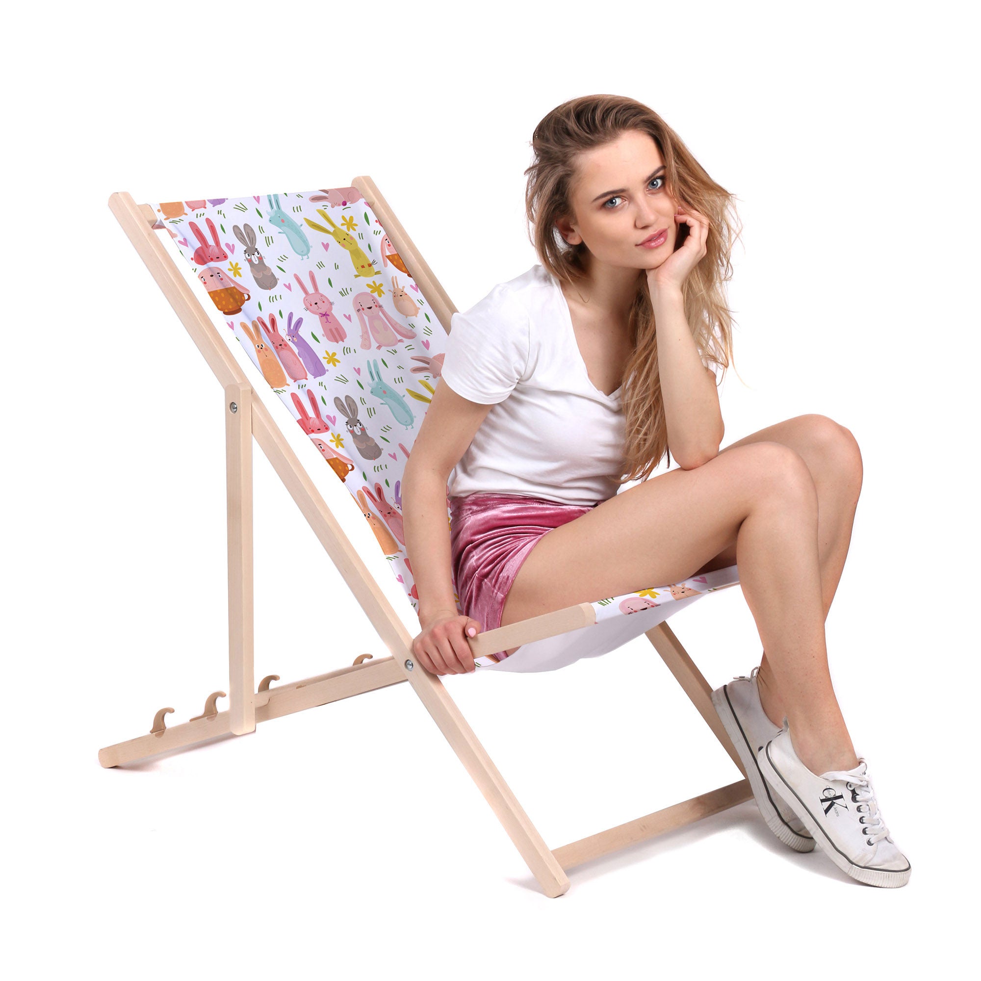 Leżak drewniany Colorful Rabbits-M