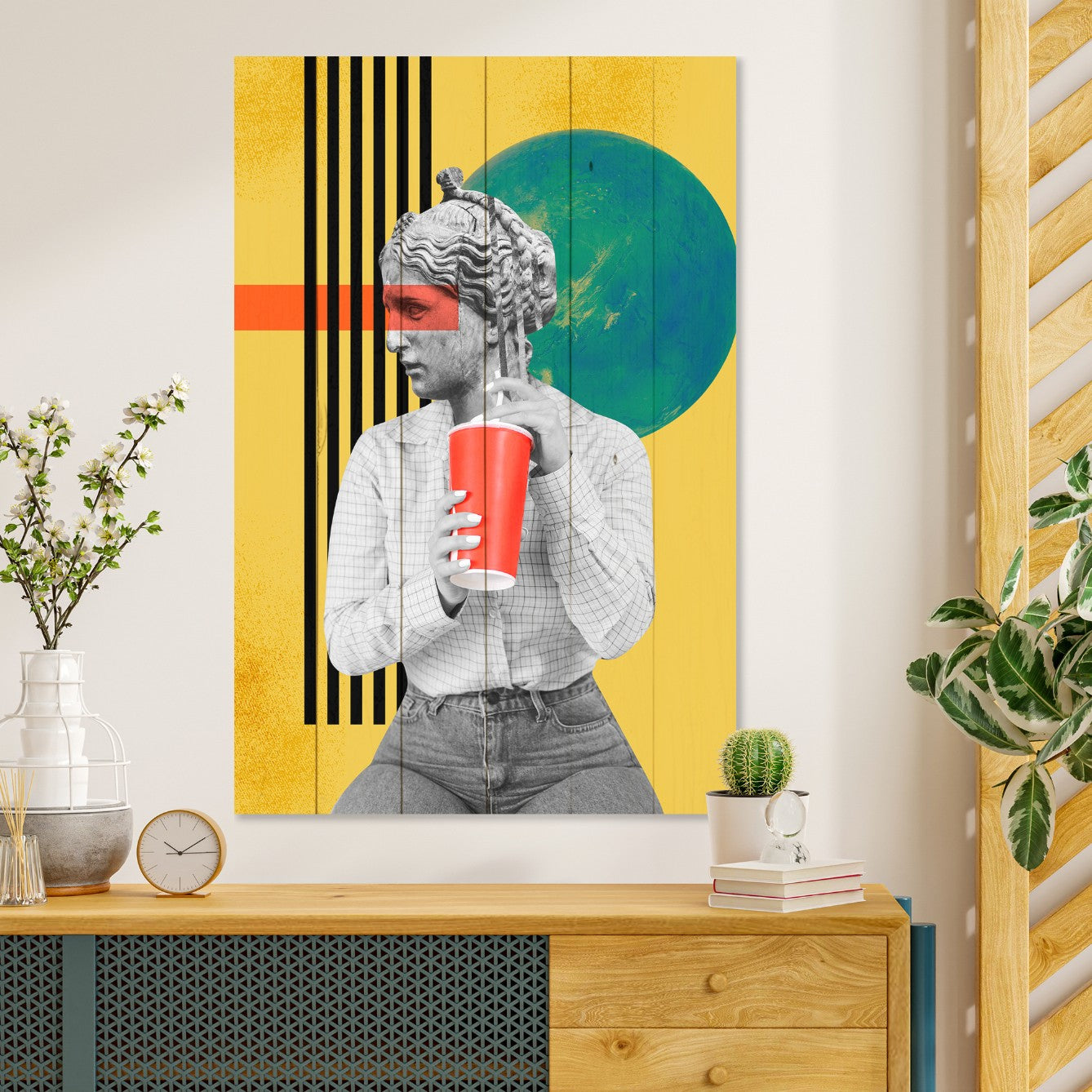 Bild Holz Vintage Frau mit Getränk-70x90 cm