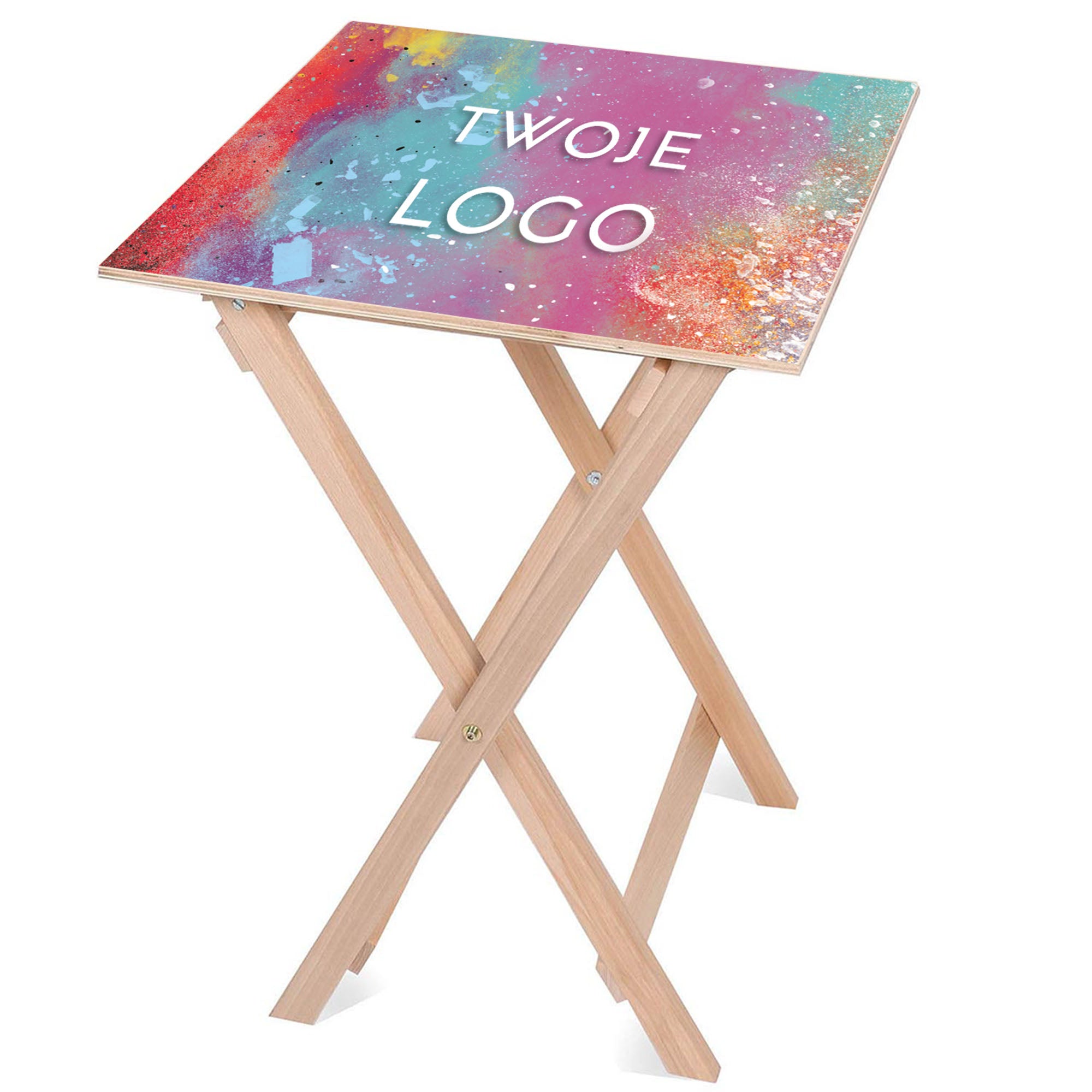 Holztisch mit eigenem Werbelogo
