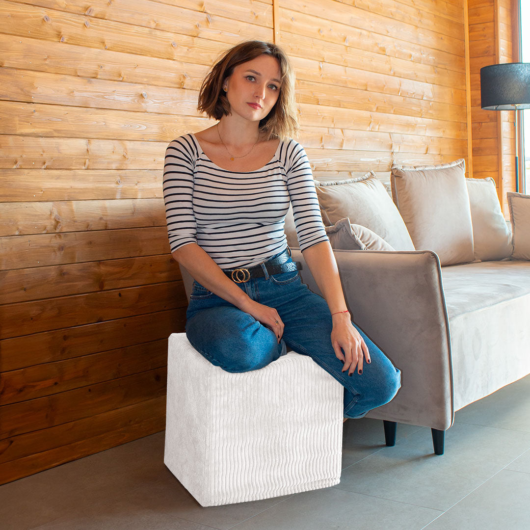 Qubik White Dove Pouf